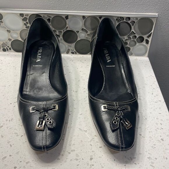 PRADA leather kitten heel woman’s shoes - Picture 1 of 16
